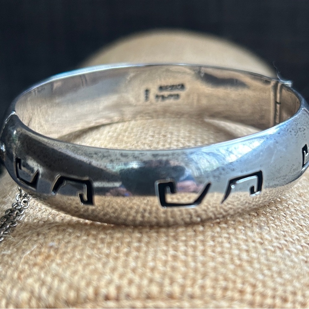 Vintage Sterling Silver Taxco Bracelet  TM-143  Domed Hinged Cuff
